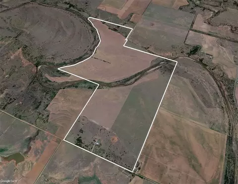 27214 E County Road 1430 Rd, Mangum, OK 73554