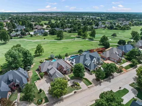 400 Heritage Blvd, Edmond, OK 73025