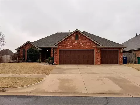 16028 Promontory Rd, Edmond, OK 73013