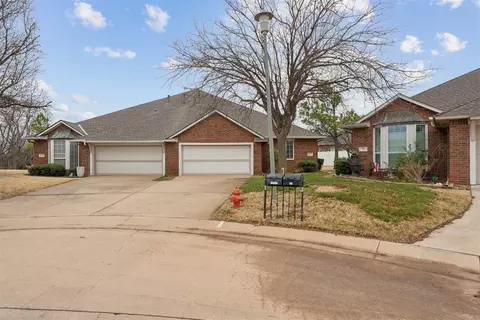 15545 Swallowtail Rd, Edmond, OK 73013