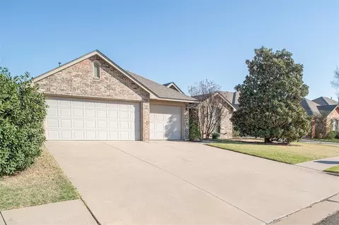 339 Butterfield Trl, Edmond, OK 73003