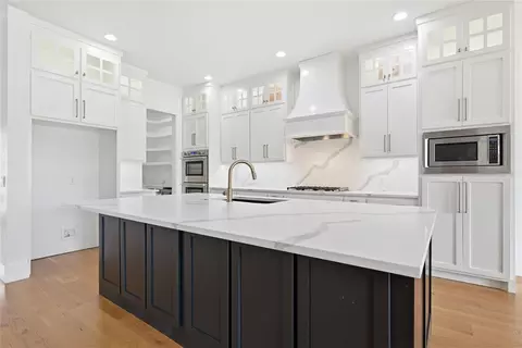 Kitchen - 3116 Basanova Dr, Edmond, OK 73034 photo 1 of 4