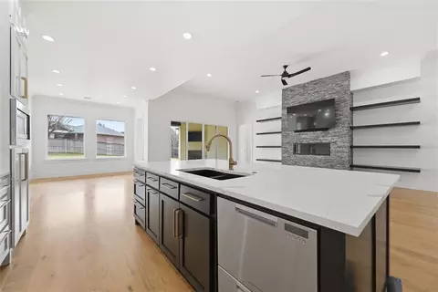 Kitchen - 3116 Basanova Dr, Edmond, OK 73034 photo 3 of 4