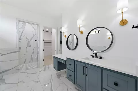 Bath - 3116 Basanova Dr, Edmond, OK 73034 photo 3 of 8