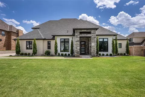 3116 Basanova Dr, Edmond, OK 73034