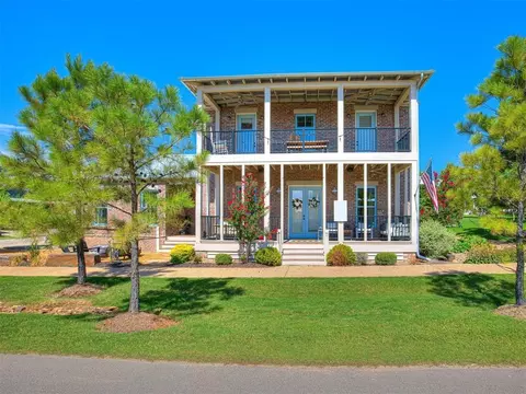11 Redbud Ln, Carlton Landing, OK 74432