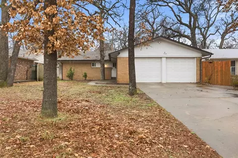 5704 NW 33rd St, Oklahoma City, OK 73122