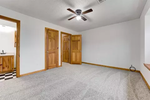 Bedroom - 5590 E Lakeview Dr, Harrah, OK 73045 photo 3 of 7