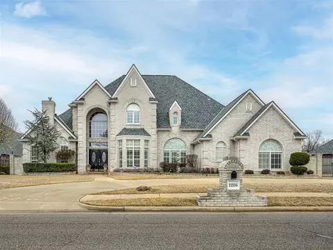 12116 Long Lake Blvd, Oklahoma City, OK 73170