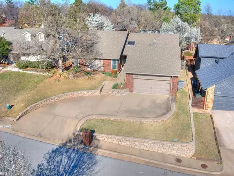 808 Richmond Rd, Edmond, OK 73034