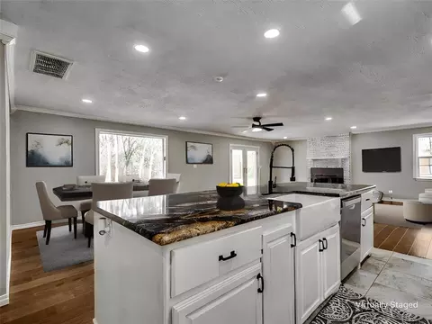 9925 Aztec Dr, Norman, OK 73026