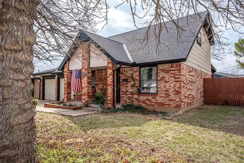 1837 City Ave, Moore, OK 73160