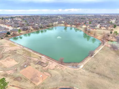 3812 Buckingham Dr, Norman, OK 73072 photo 9