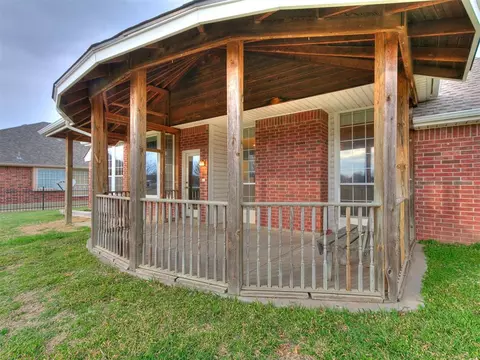 3812 Buckingham Dr, Norman, OK 73072 photo 4