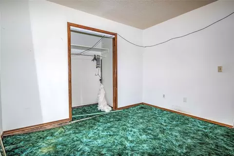 Bedroom - 352529 E 850 Rd, Stroud, OK 74079 photo 4 of 8