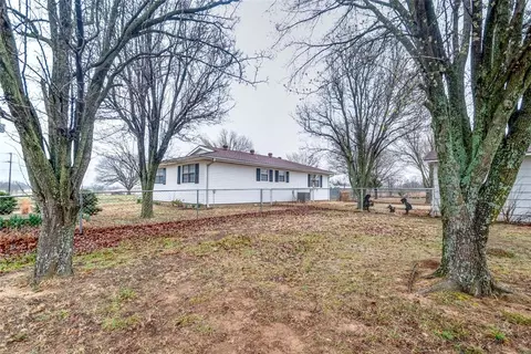 Exterior - 352529 E 850 Rd, Stroud, OK 74079 photo 13 of 13