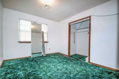 Bedroom - 352529 E 850 Rd, Stroud, OK 74079 photo 3 of 8