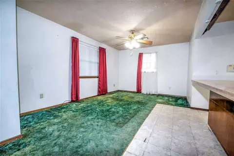 Living - 352529 E 850 Rd, Stroud, OK 74079 photo 4 of 4