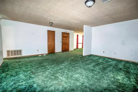 Living - 352529 E 850 Rd, Stroud, OK 74079 photo 1 of 4