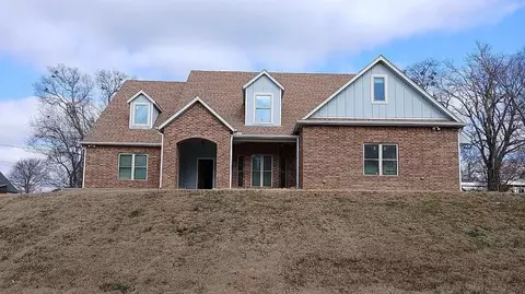 551 W 9th Ave, Bristow, OK 74010