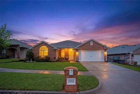 2012 Cedar Meadow Ln, Edmond, OK 73003