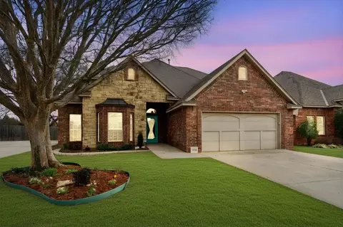 4205 Spyglass Dr, Norman, OK 73072