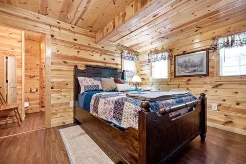 Bedroom - 114 Marlin Dr, Broken Bow, OK 74728 photo 7 of 7