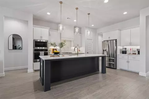 Kitchen - 2201 Lago Dr, Moore, OK 73160 photo 1 of 3