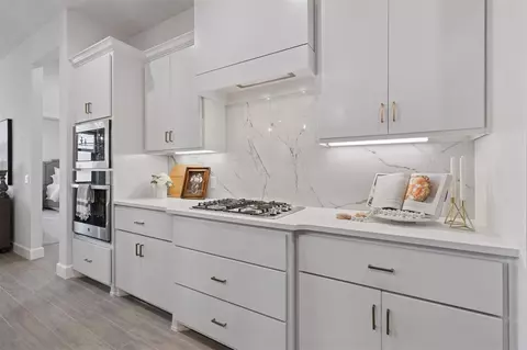 Kitchen - 2201 Lago Dr, Moore, OK 73160 photo 3 of 3