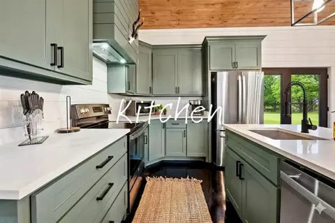 Kitchen - 36 Winding Hemlock Cir, Broken Bow, OK 74728 photo 1 of 2