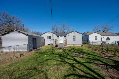Exterior - 512 W Daws St, Norman, OK 73069 photo 11 of 11