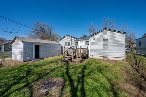 Exterior - 512 W Daws St, Norman, OK 73069 photo 10 of 11