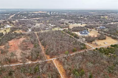 10128 E Memorial Rd, Edmond, OK 73007 photo 13