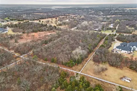 10128 E Memorial Rd, Edmond, OK 73007 photo 7