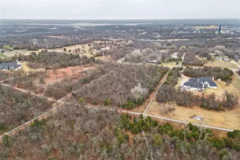 10128 E Memorial Rd, Edmond, OK 73007 photo 9
