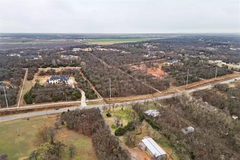 10128 E Memorial Rd, Edmond, OK 73007 photo 4