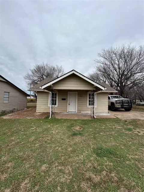 929 NE 32nd St, Oklahoma City, OK 73105