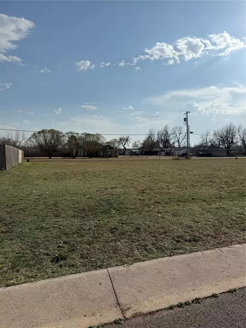 107 Dogwood, Crescent, OK 73028