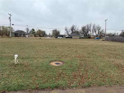 111 Dogwood, Crescent, OK 73028