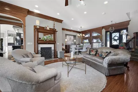 Living - 3620 W Beech Ave, Duncan, OK 73533 photo 1 of 4