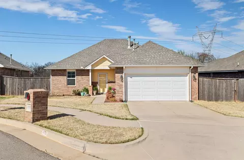 9105 NW 143rd St, Yukon, OK 73099
