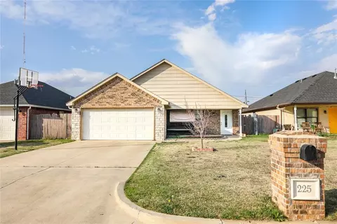225 SE 53rd St, Oklahoma City, OK 73129