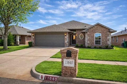 11640 SW 10th St, Yukon, OK 73099