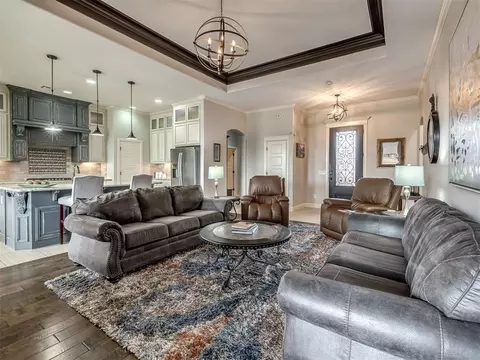 8720 NW 109th Ter, Oklahoma City, OK 73162