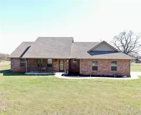 524 S Main St, Paden, OK 74860