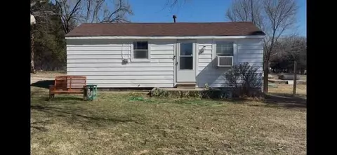 1609 N 6th St, Tecumseh, OK 74873