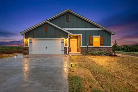 465 Cumberland Dr, Guthrie, OK 73044