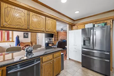 2268 Tecumseh Dr, Tuttle, OK 73089 photo 11