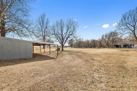 2268 Tecumseh Dr, Tuttle, OK 73089 photo 28