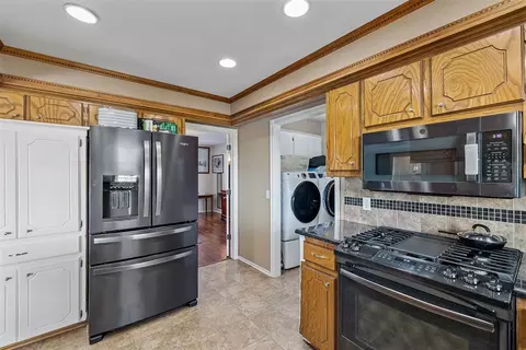 2268 Tecumseh Dr, Tuttle, OK 73089 photo 13